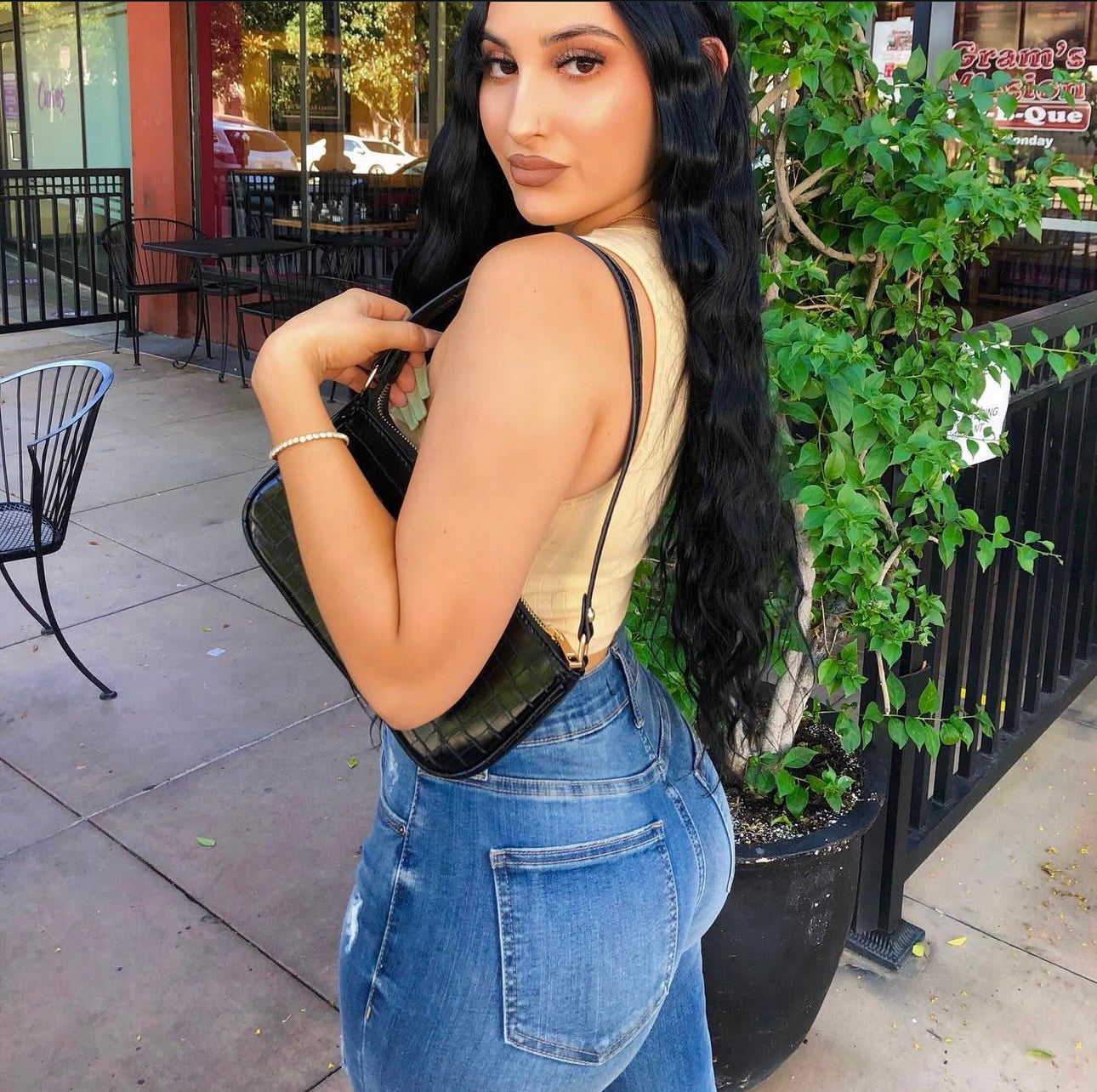 Curvy High Rise Jeans